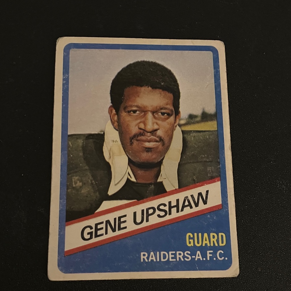 Gene Upshaw VINTAGE 1976 Football Trading Card AFC